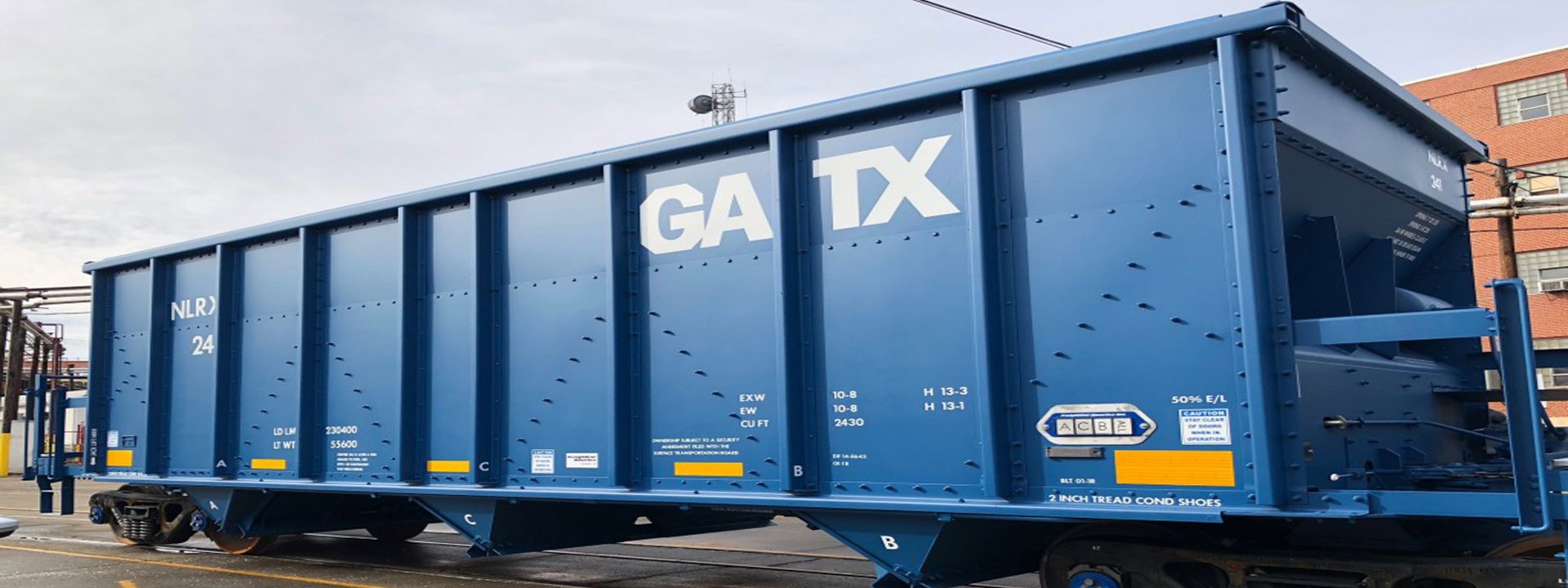 Wagon tombereau à essieux, avec chargement de charbon, wagon exclusif